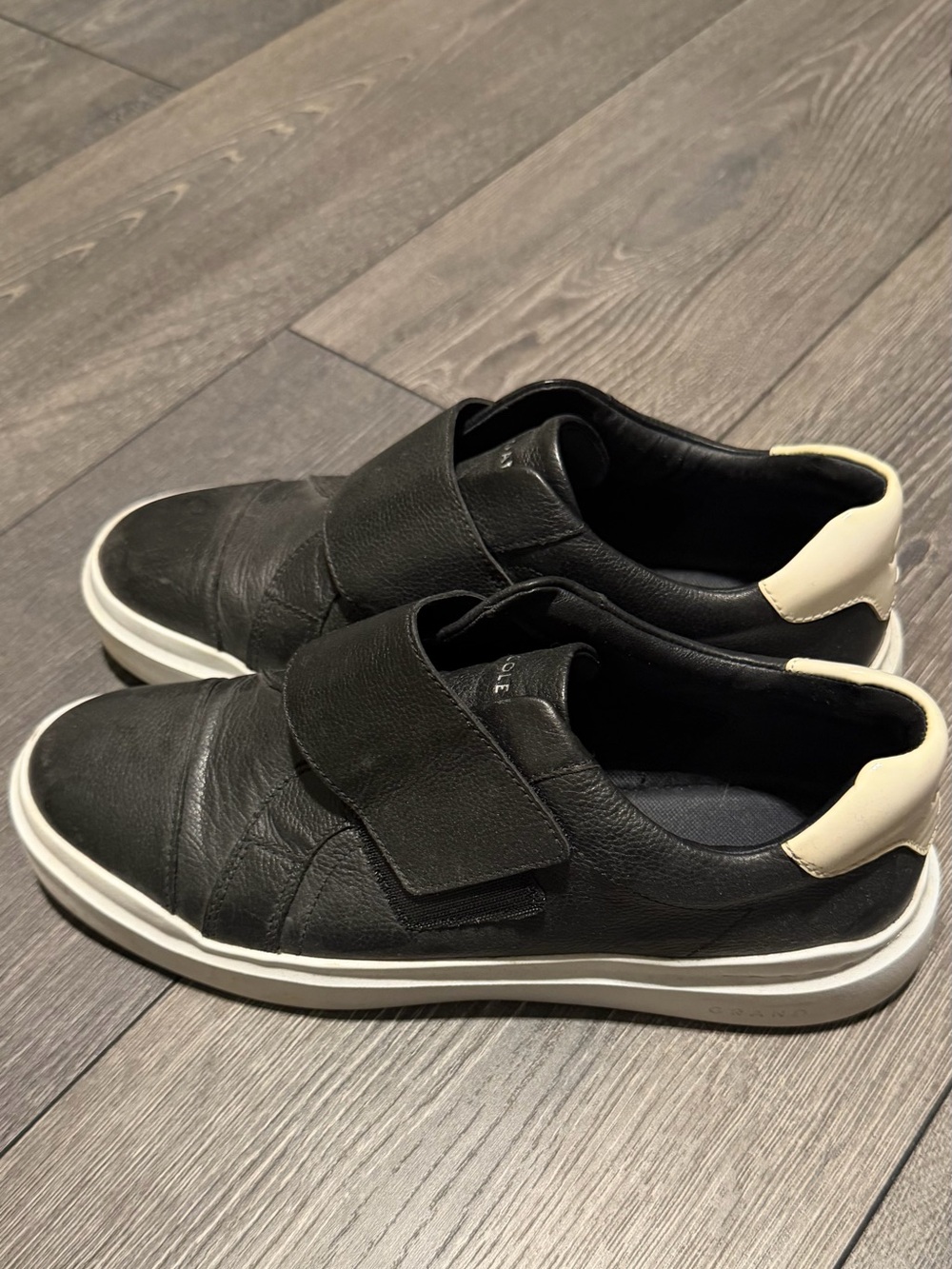 Cole Haan Womens GrandPro Rally Black Leather Velcro Sneakers Size 8.5B